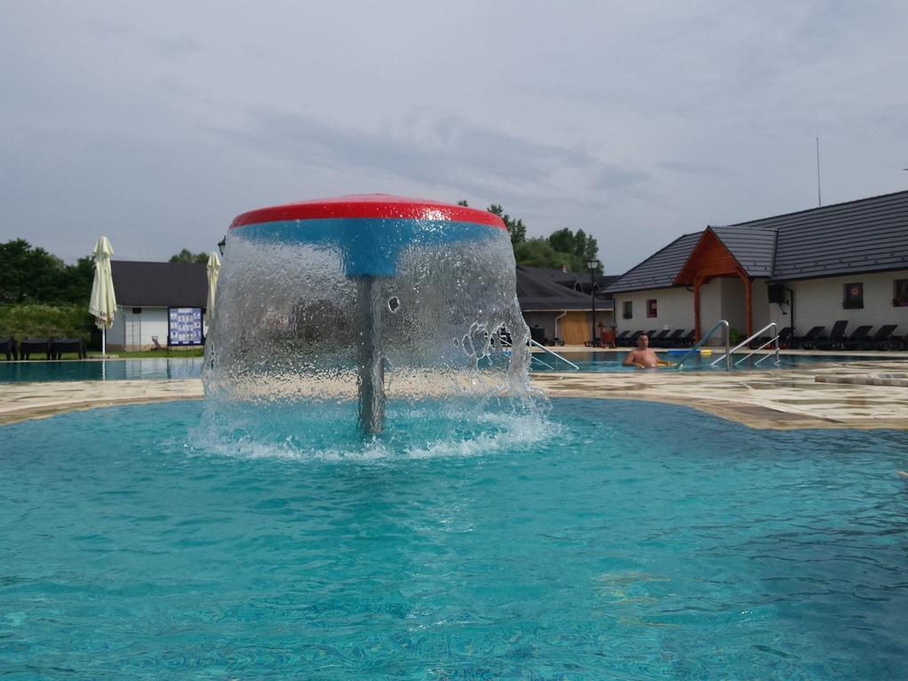 Pension La Taticu Săcălăşeni Exteriör bild